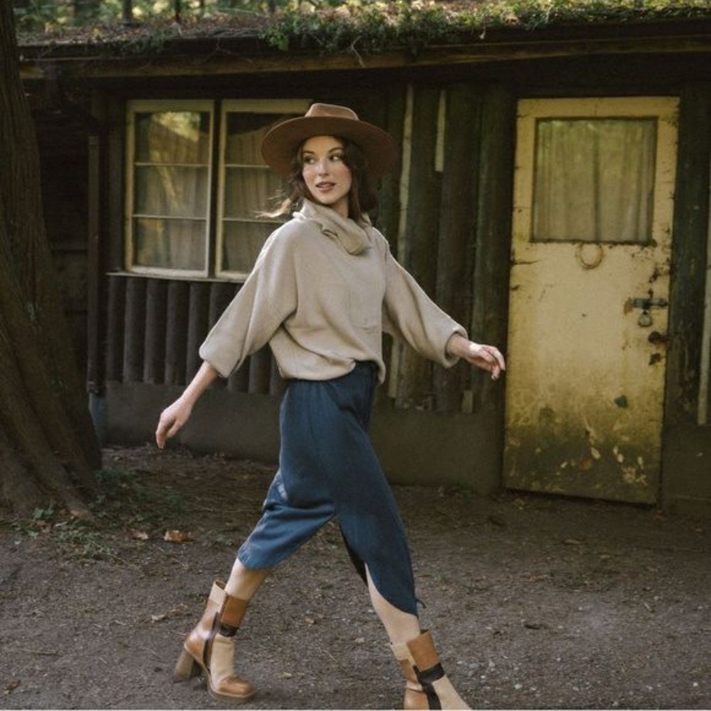 Jackson Rowe Capricorn Sweater